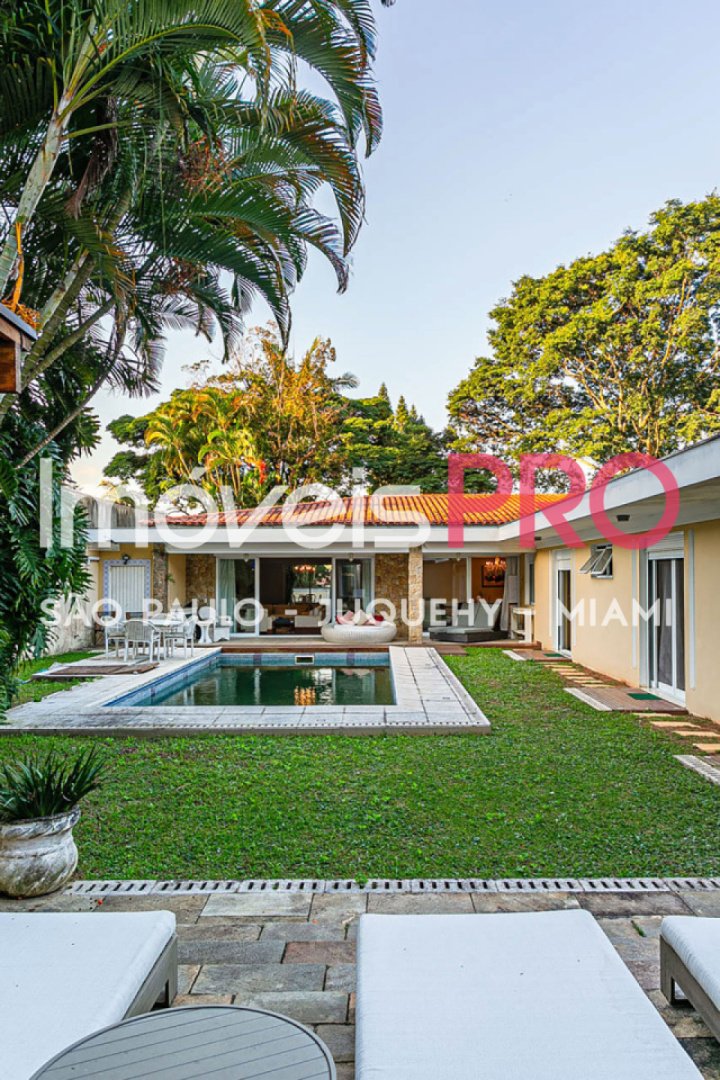 Foto :: https://assets.imoveispro.com.br/thumb/IP40839/sobrado-venda-brooklin-paulista_IP40839_41_1920x1080.jpg?