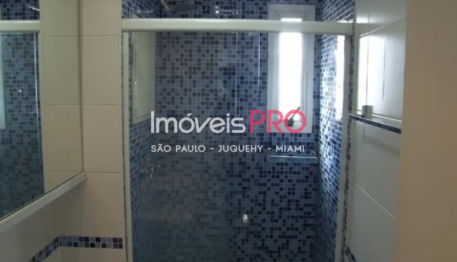 Foto :: IP40846