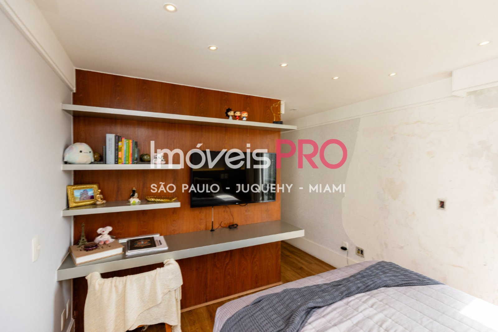 Foto :: https://assets.imoveispro.com.br/thumb/IP40862/cobertura-duplex-venda-vila-suzana_IP40862_35_1920x1080.jpg?
