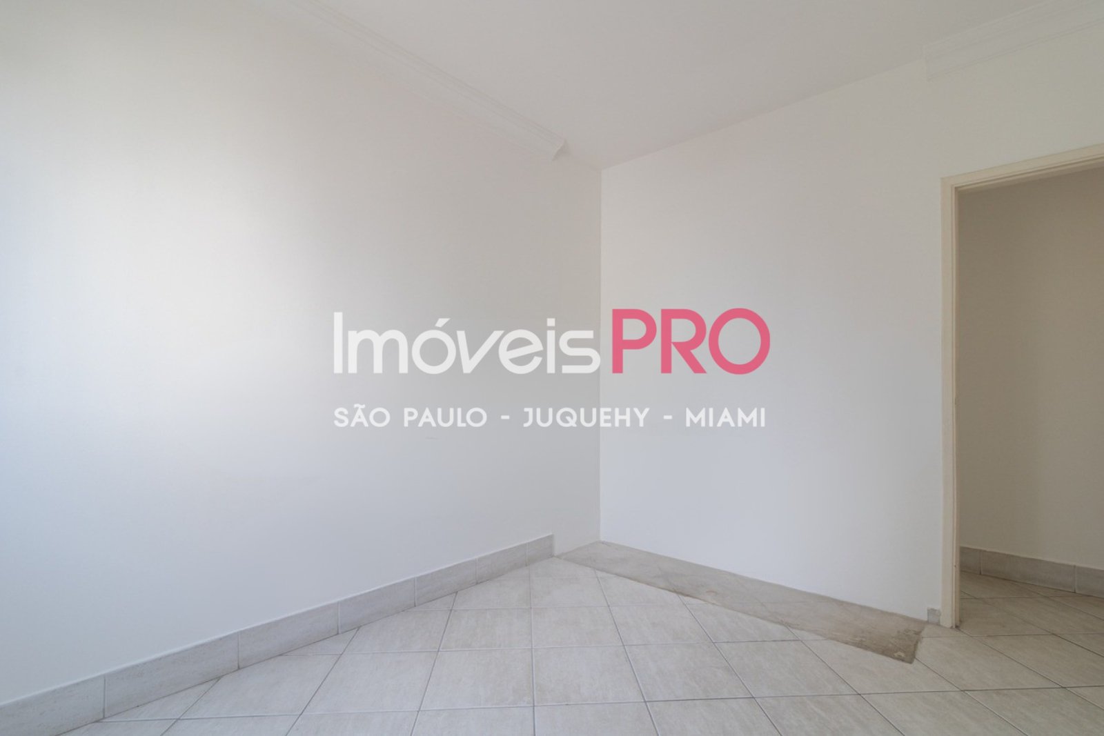 Foto :: IP40863