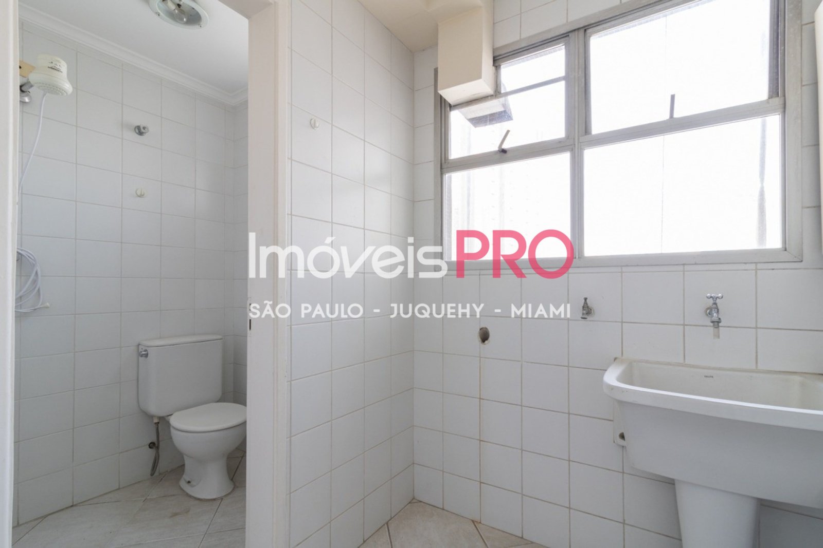 Foto :: IP40863