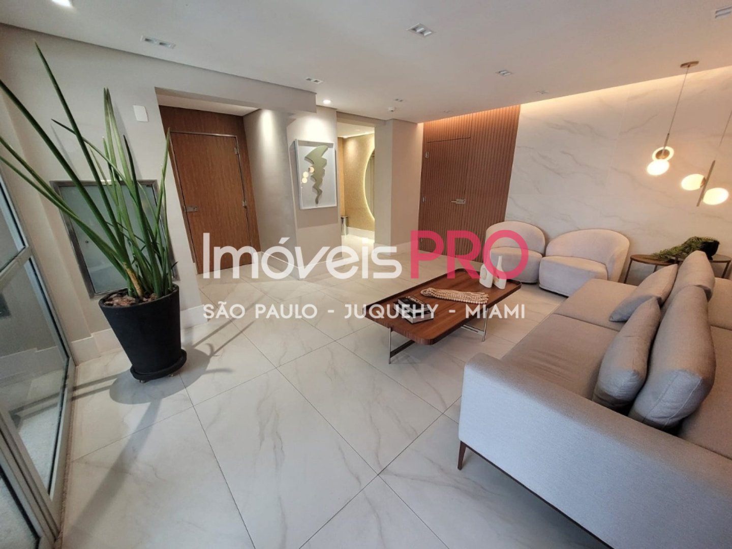 Foto :: IP40867