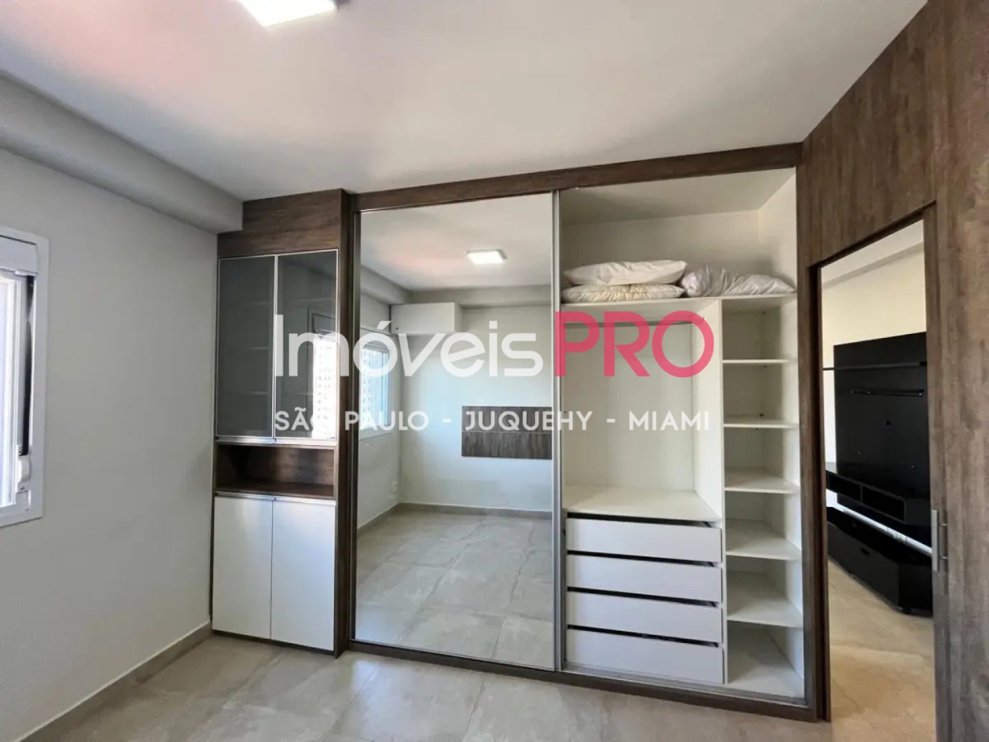 Foto :: https://assets.imoveispro.com.br/thumb/IP40883/apartamento-venda-brooklin_IP40883_11_1920x1080.jpg?