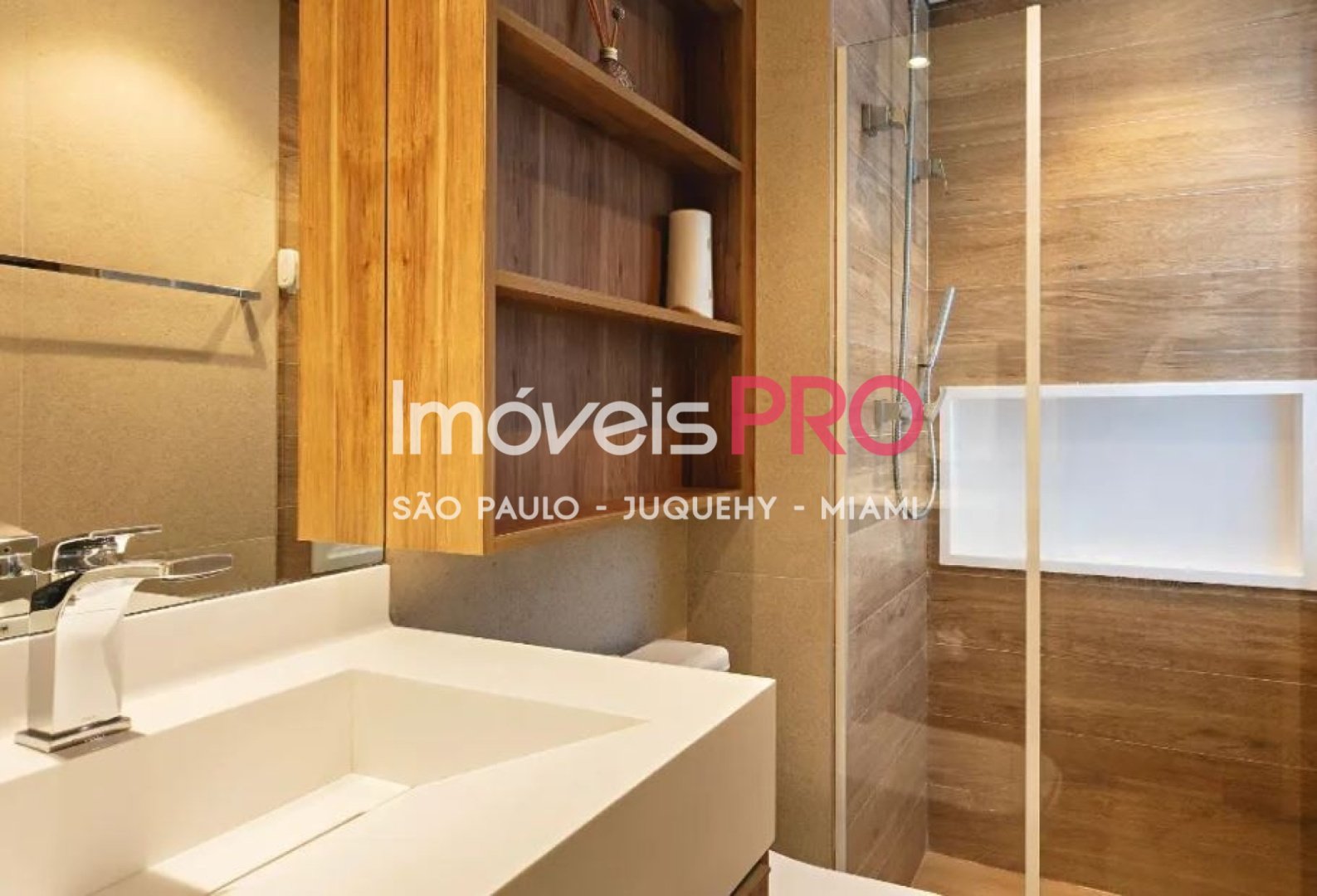 Foto :: https://assets.imoveispro.com.br/thumb/IP40886/apartamento-venda-itaim-bibi_IP40886_11_1920x1080.jpg?