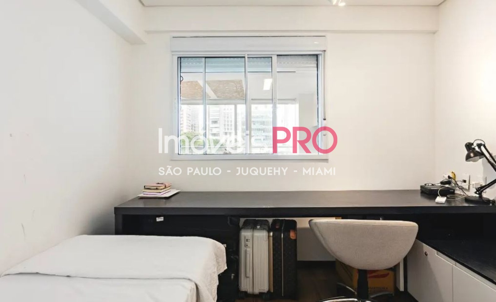 Foto :: IP40886