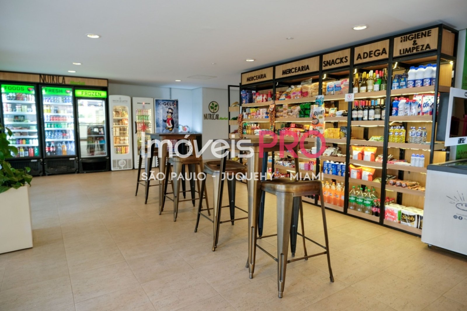 Foto :: https://assets.imoveispro.com.br/thumb/IP40899/apartamento-venda-campo-belo_IP40899_11_1920x1080.jpg?