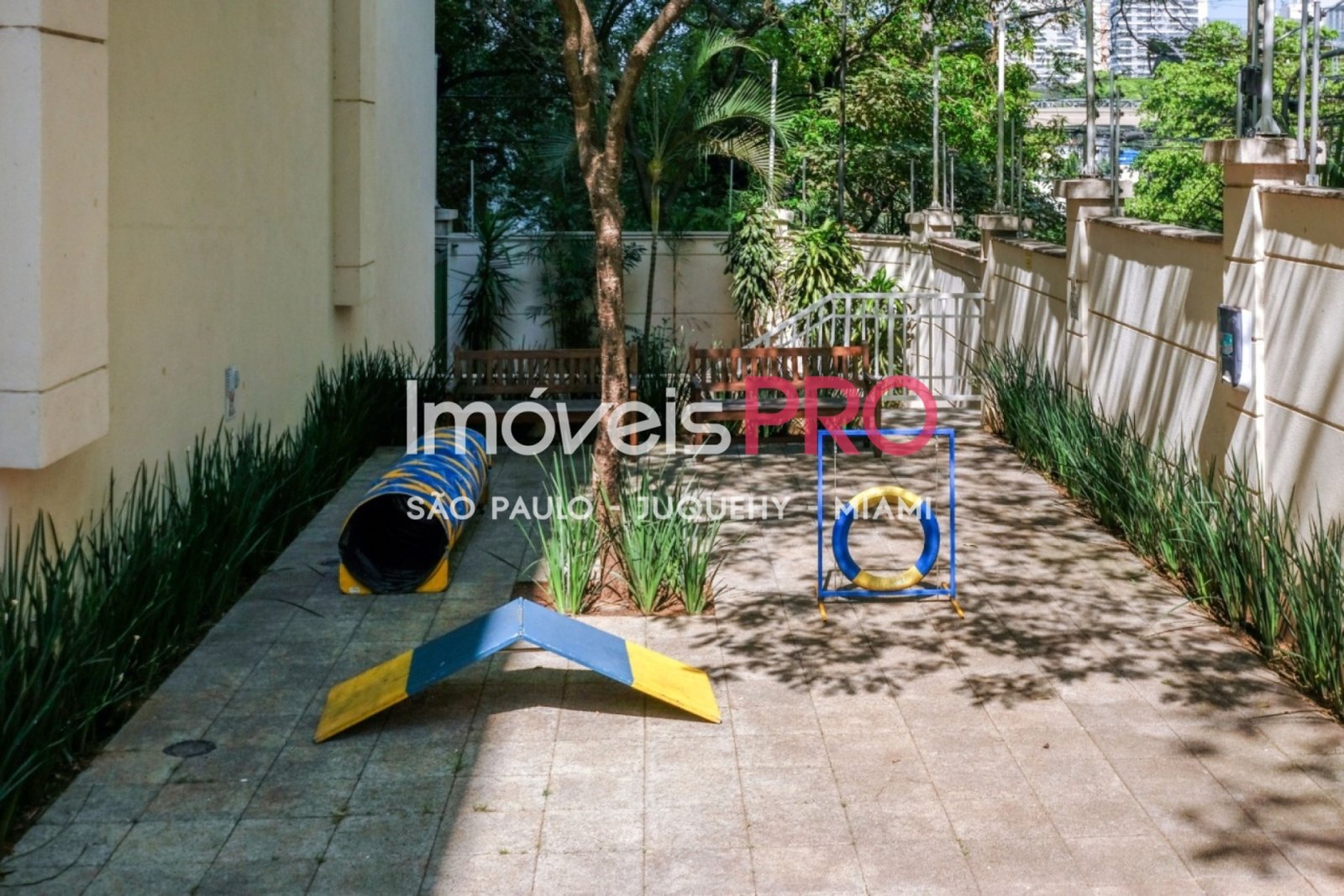 Foto :: IP40899