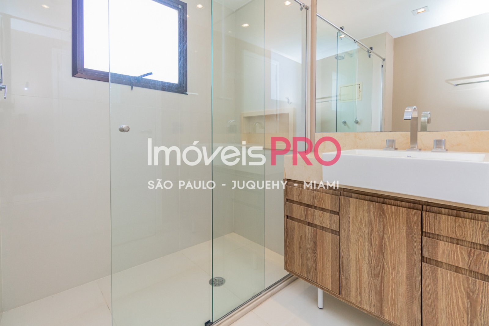 Foto :: https://assets.imoveispro.com.br/thumb/IP40908/apartamento-venda-granja-julieta_IP40908_17_1920x1080.jpg?