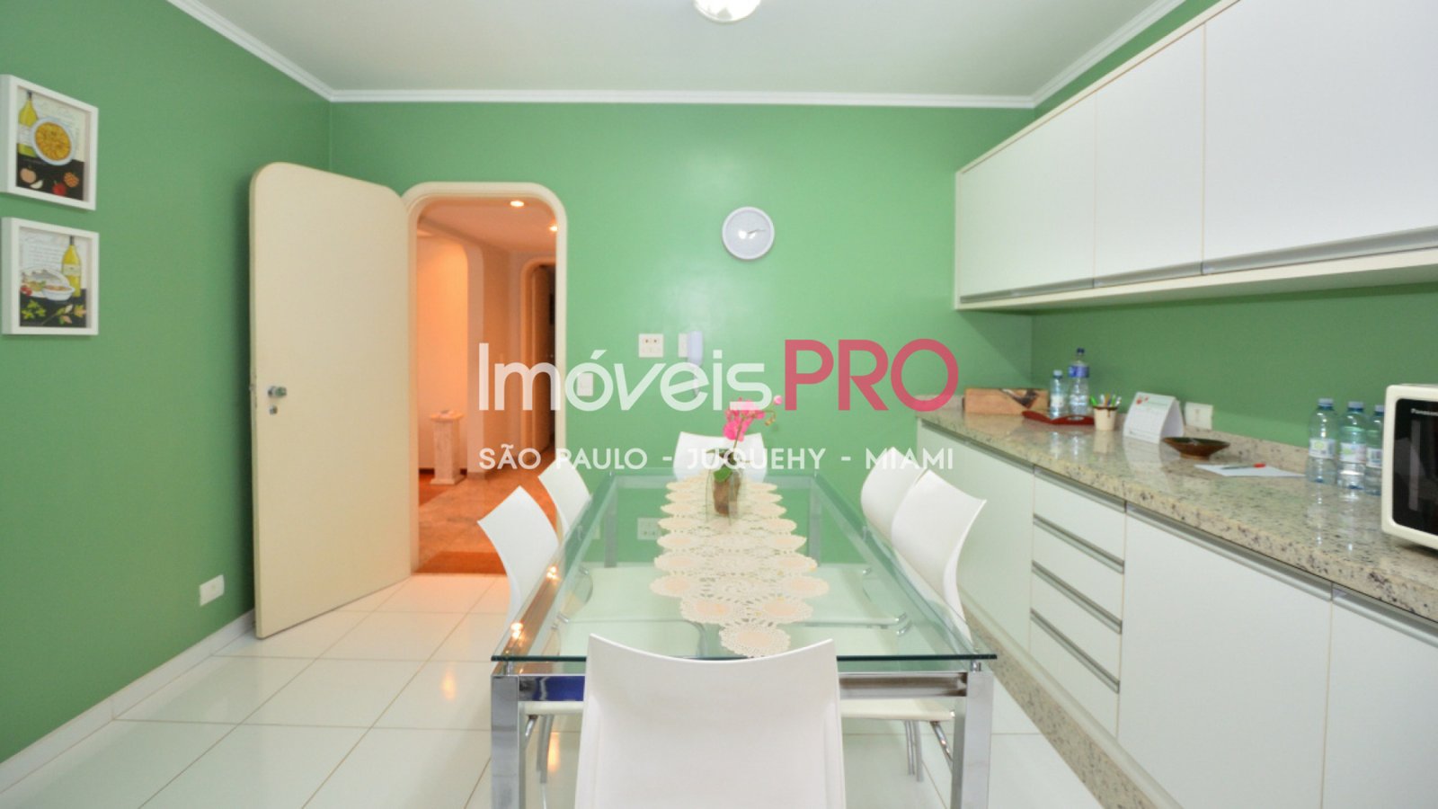 Foto :: IP40909