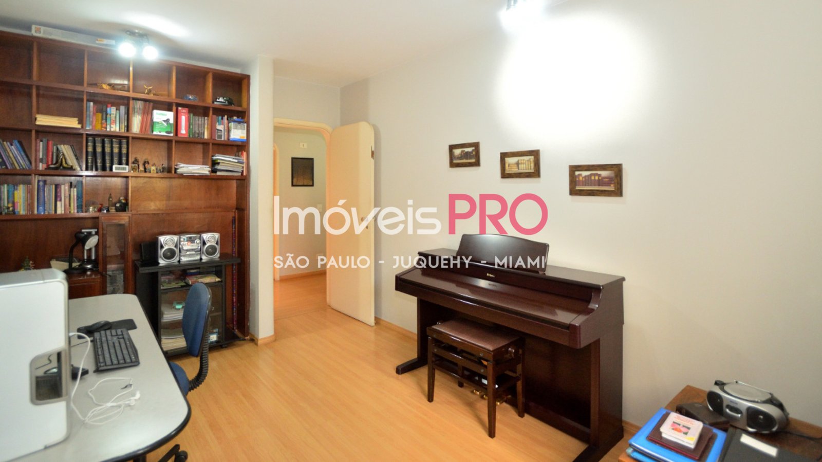Foto :: IP40909