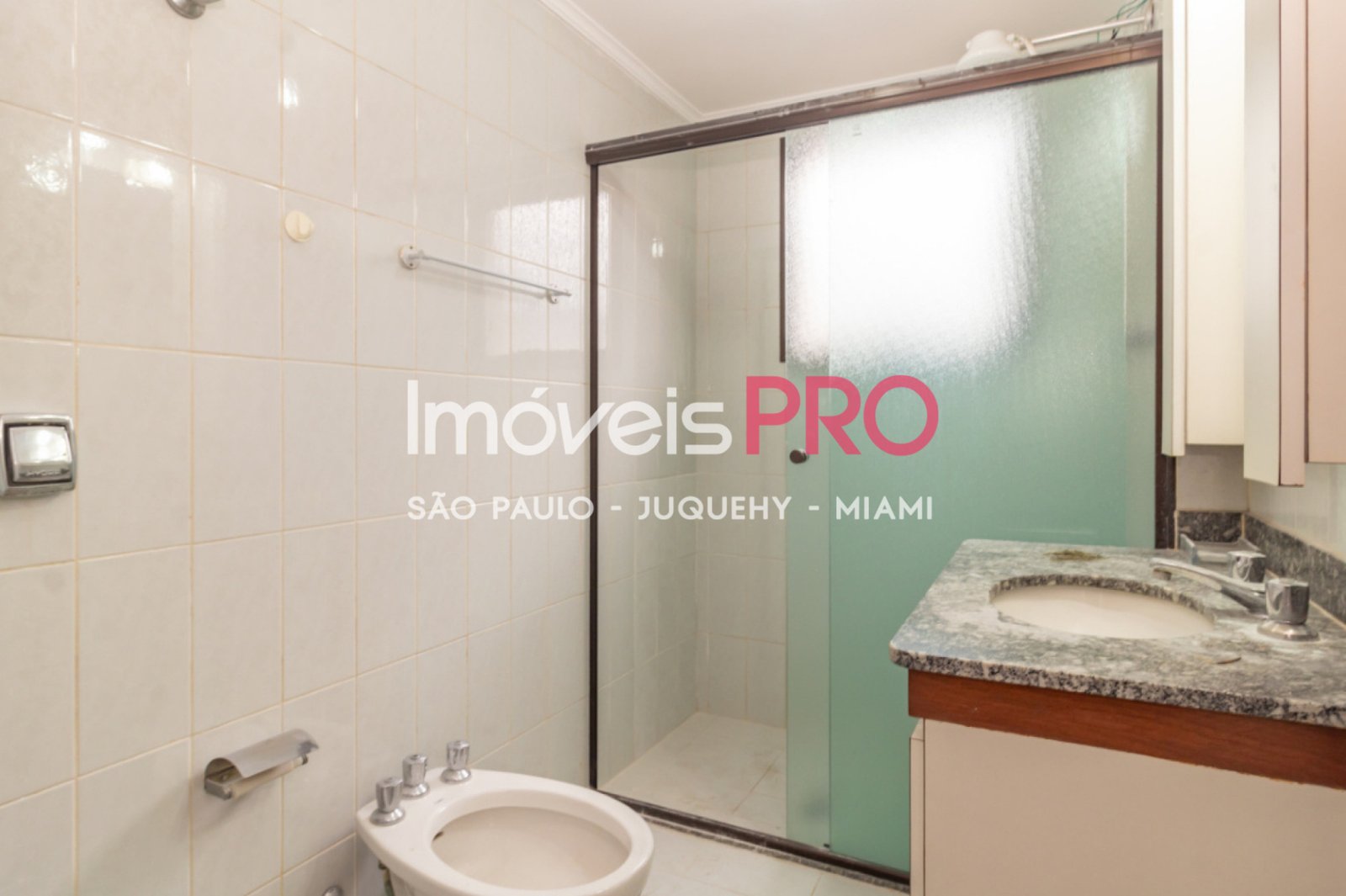 Foto :: https://assets.imoveispro.com.br/thumb/IP40923/apartamento-venda-moema-indios_IP40923_11_1920x1080.jpg?