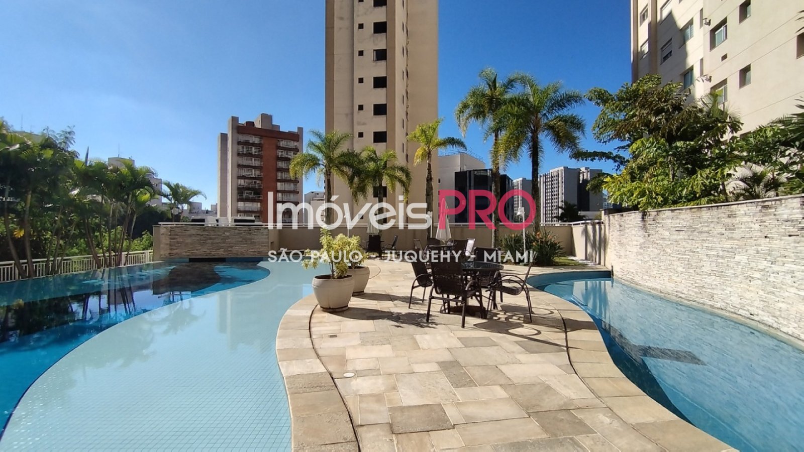 Foto :: IP40933
