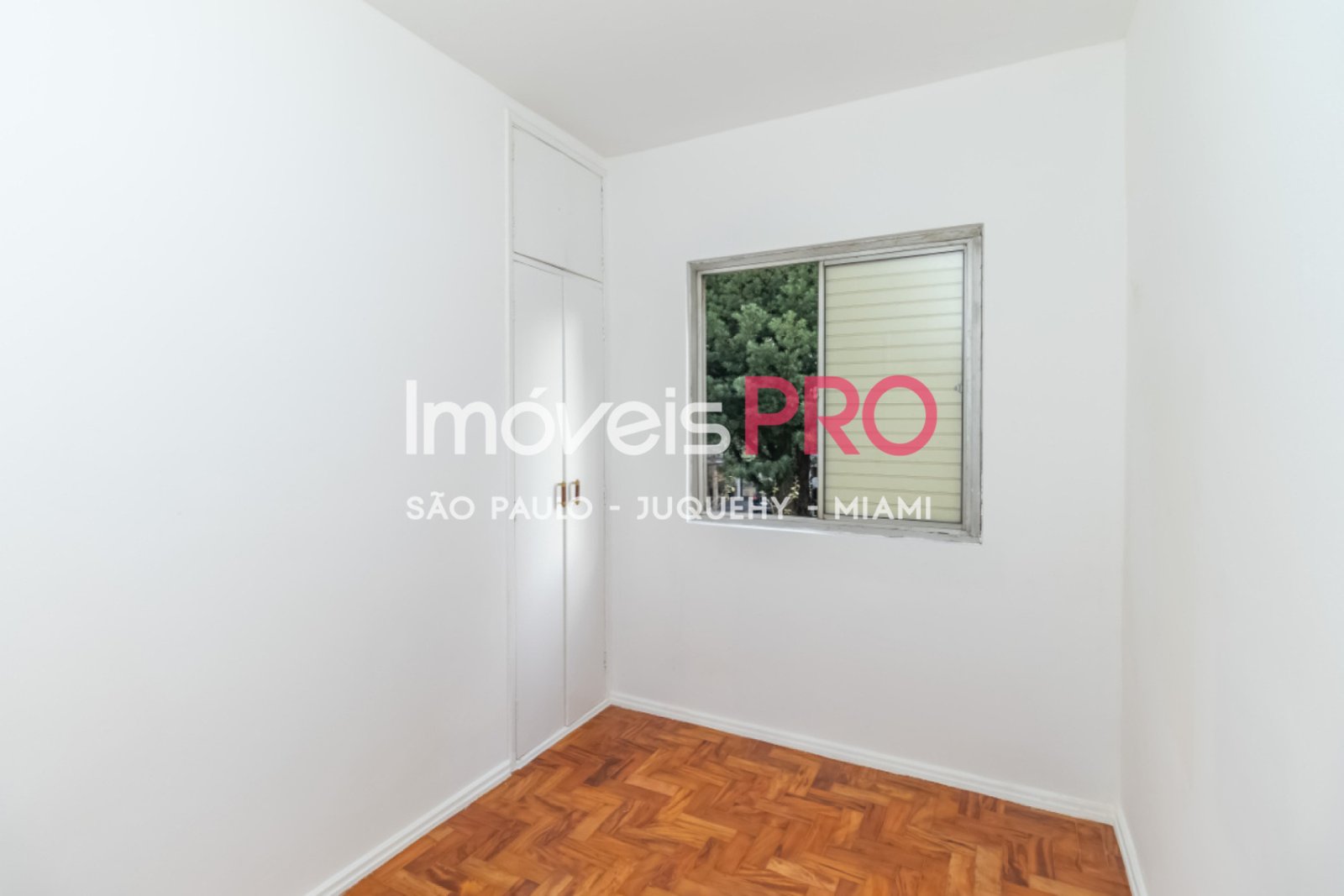 Foto :: https://assets.imoveispro.com.br/thumb/IP40947/apartamento-venda-moema-passaros_IP40947_11_1920x1080.jpg?