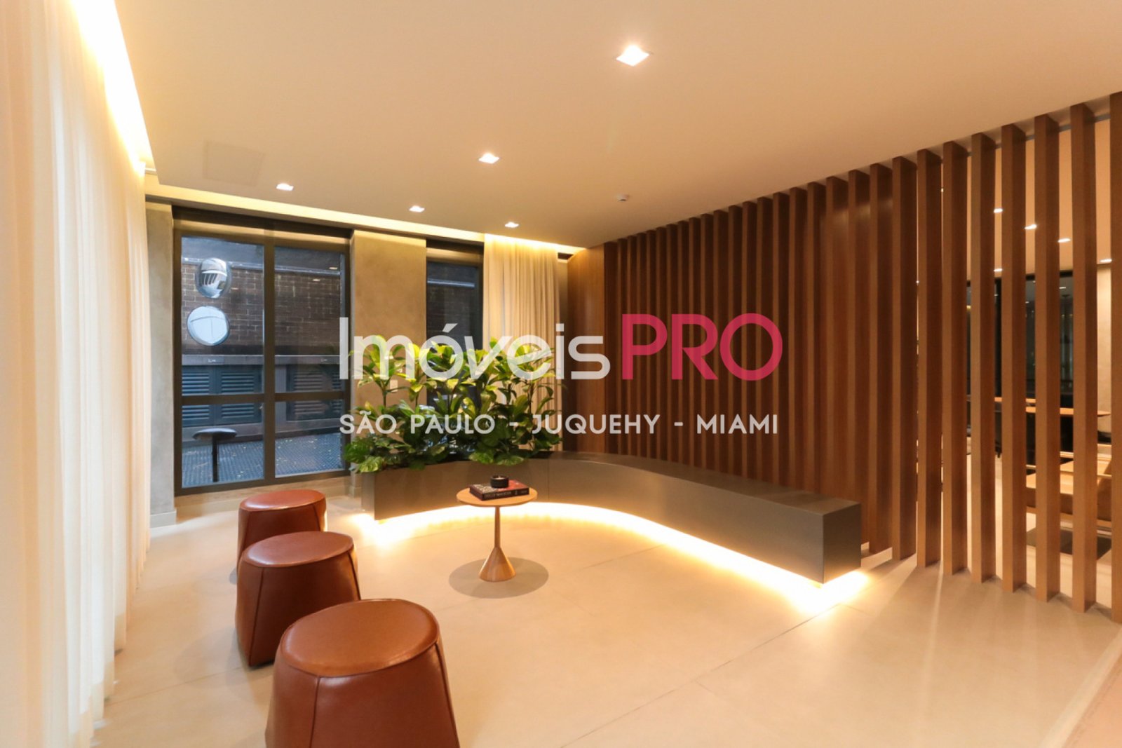 Foto :: https://assets.imoveispro.com.br/thumb/IP40949/apartamento-venda-moema_IP40949_17_1920x1080.jpg?