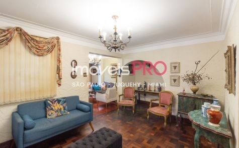 Casa em Vila Mariana — foto 1 (Ref. IP40979)