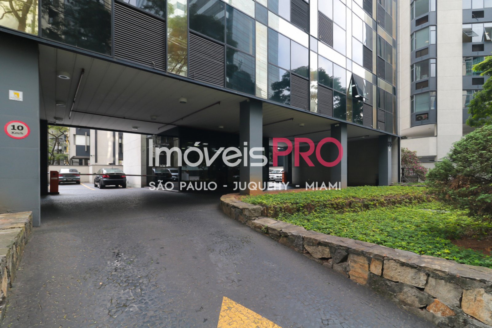Conj. Comercial para Alugar, Cidade Monções | Cód: IP40999 — foto 1