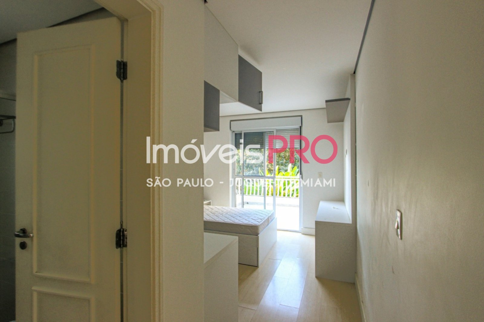 Condomínio de 4 quartos, 341 m², à venda em Alto da Boa Vista — foto 5 de 26