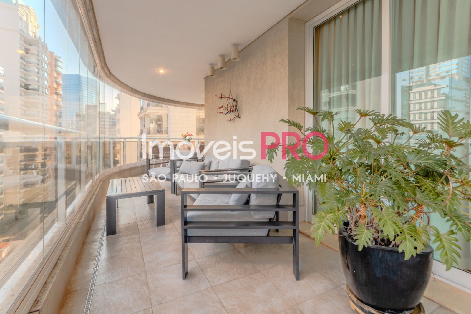 Apartamento de 4 quartos, 332 m², à venda em Itaim Bibi — foto 5 de 55