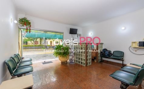 Casa em Pinheiros — foto 1 (Ref. IP41205)