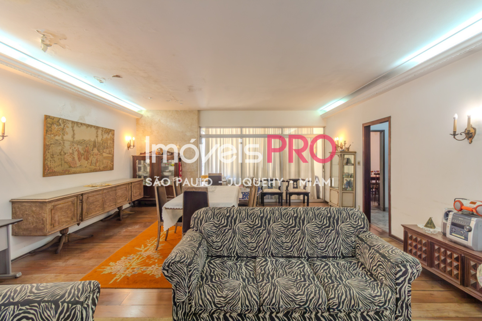 Casa de 4 quartos, 379 m², à venda em Indianópolis — foto 2 de 18