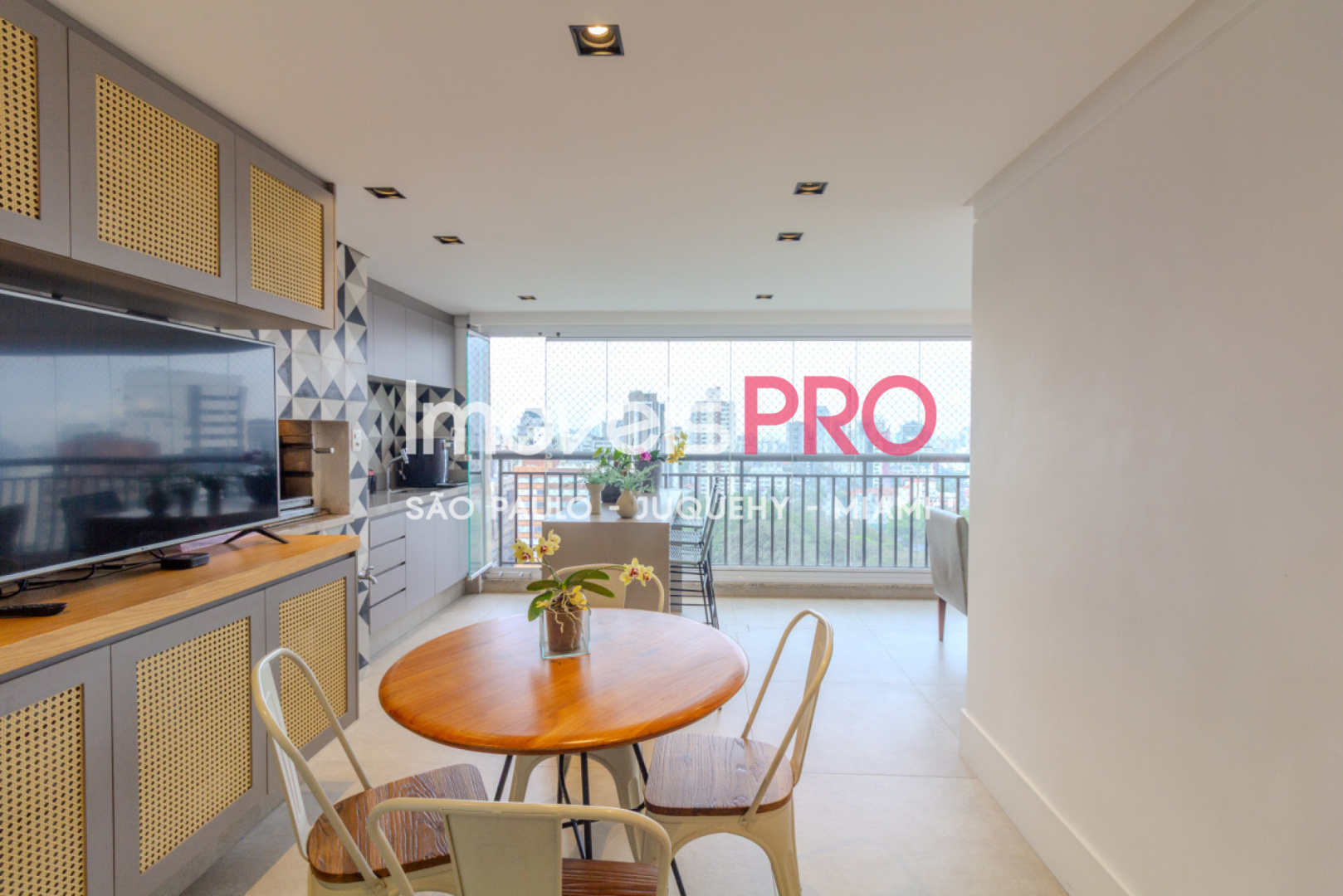 Apartamento de 3 quartos, 178 m², à venda em Vila Mariana — foto 3 de 42