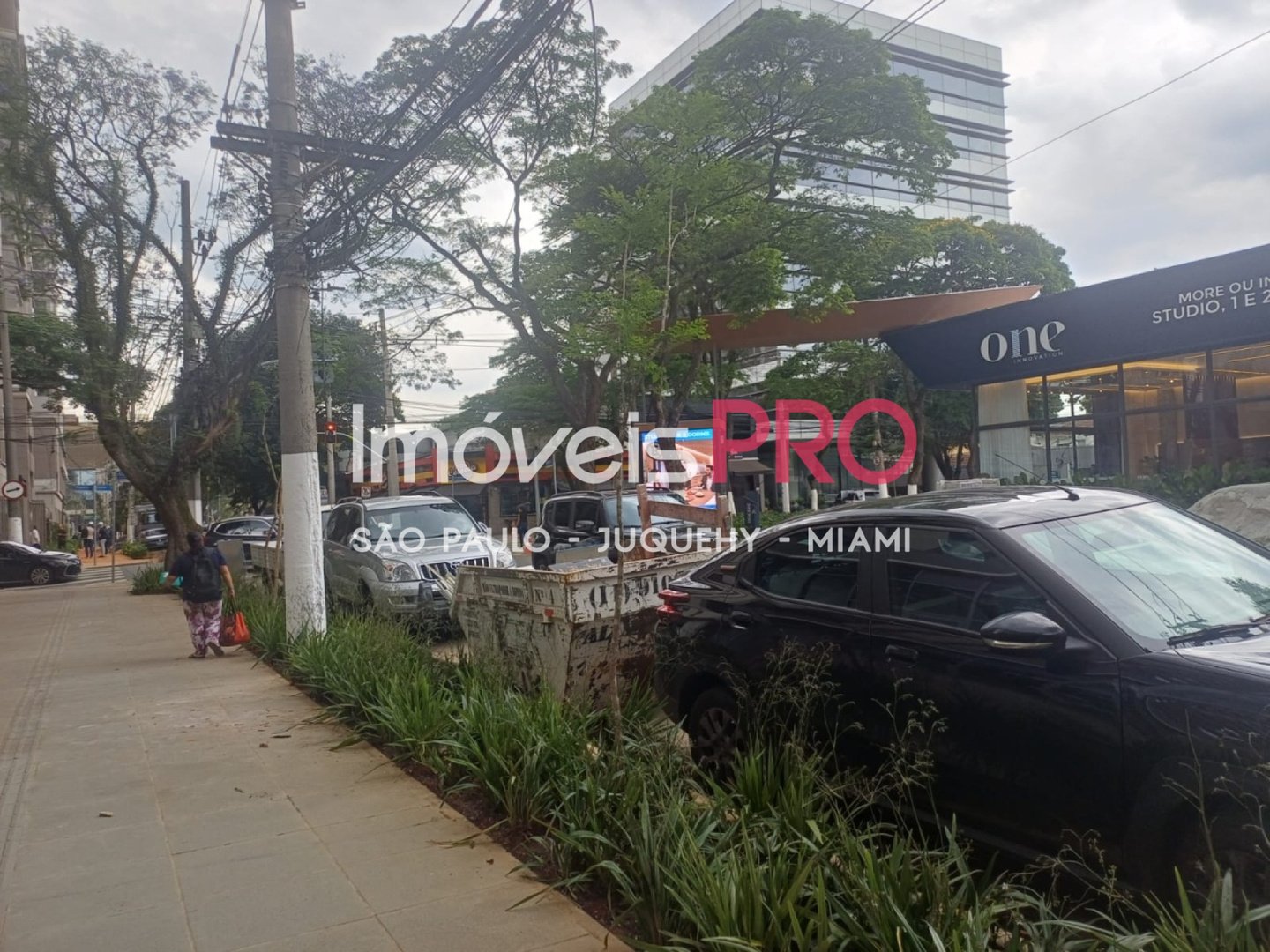 Loja, 332 m², para alugar em Moema — foto 4 de 7