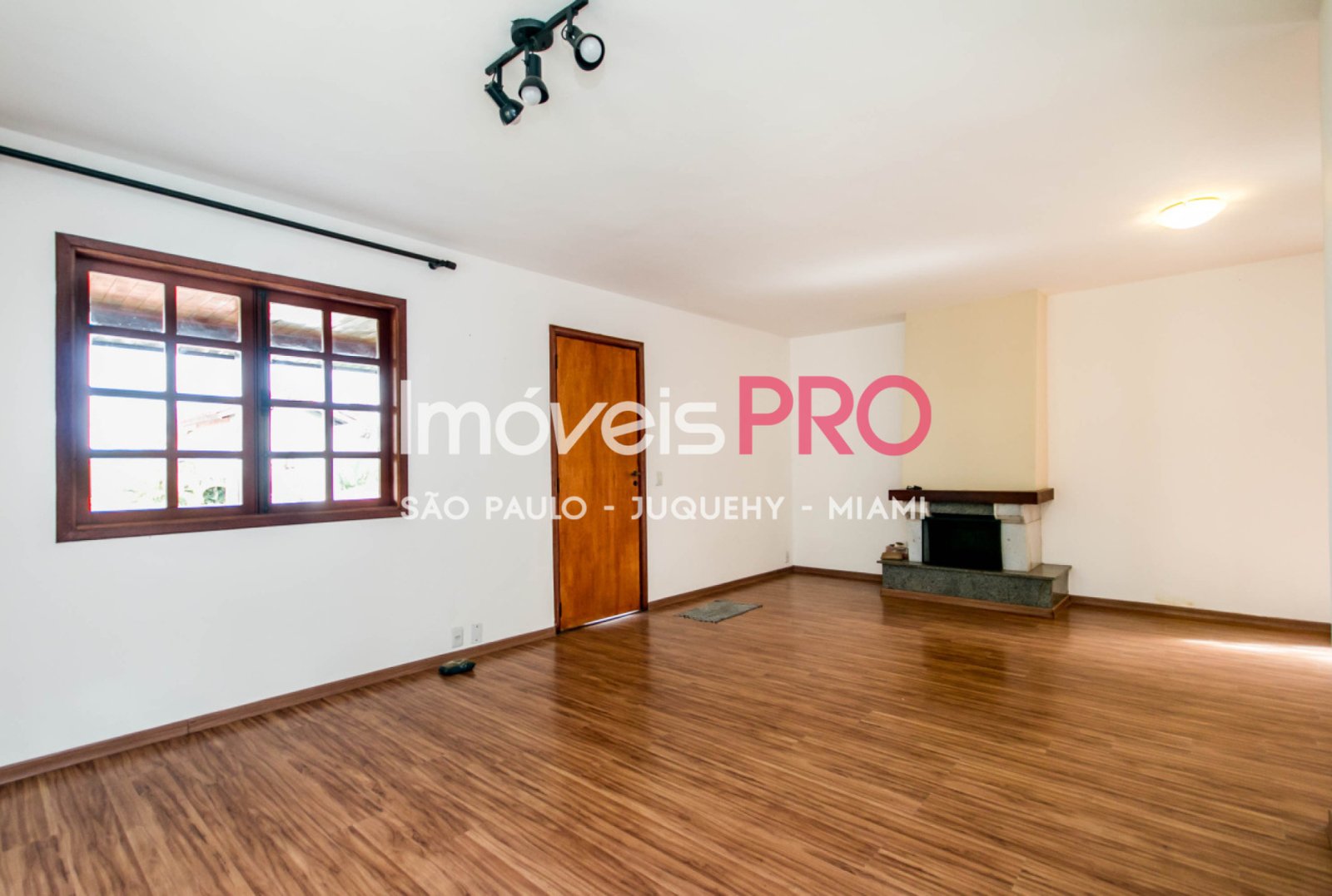 Condomínio de 4 quartos, 300 m², à venda em Granja Viana Ii — foto 13 de 48