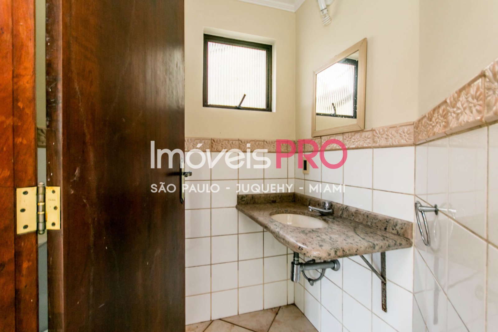 Condomínio de 4 quartos, 300 m², à venda em Granja Viana Ii — foto 8 de 48