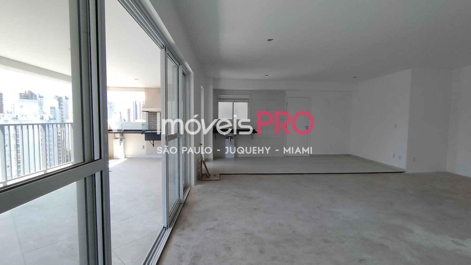 Apartamento de 3 quartos, 141 m², à venda em Vila Andrade — foto 2