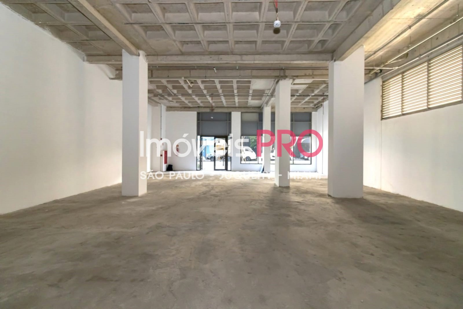 Comercial, 300 m², para alugar em Moema — foto 1 de 16