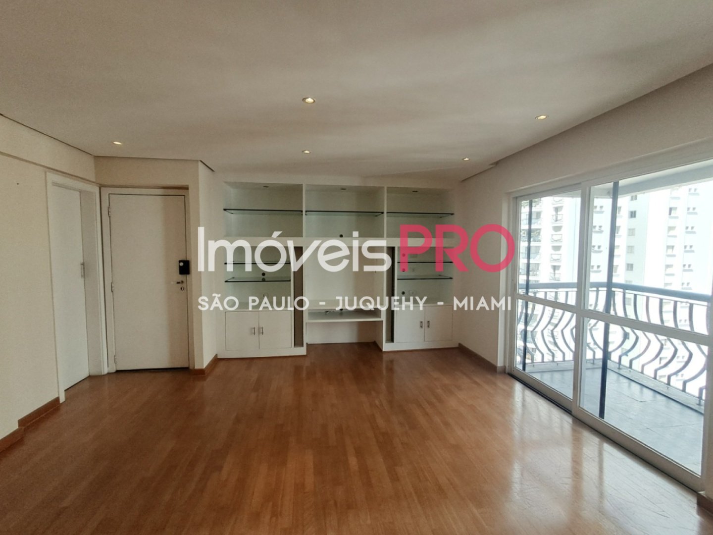 Apartamento de 2 quartos, 96 m², para alugar em Moema Pássaros — foto 2