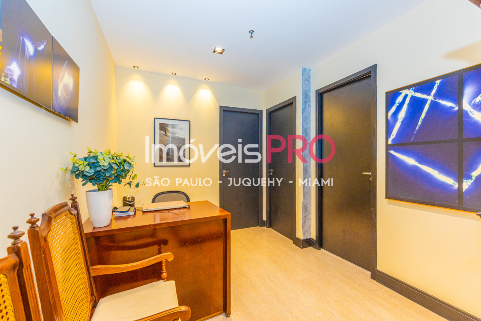 Conj. Comercial, 44 m², à venda em Vila Nova Conceição, R$ 980 mil — foto 2 de 16