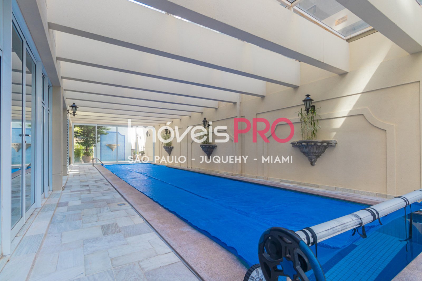 Apartamento de 3 quartos, 212 m², para alugar em Vila Nova Conceição — foto 3