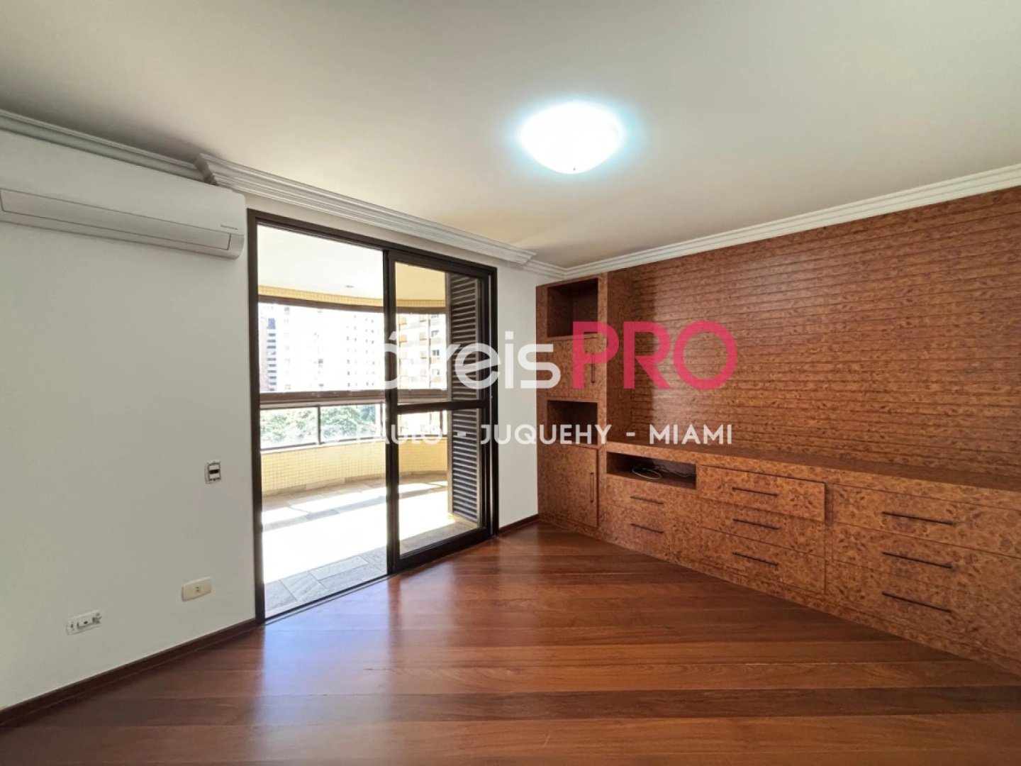 Apartamento para Vender, Moema Pássaros | Cód: IP41611 — 