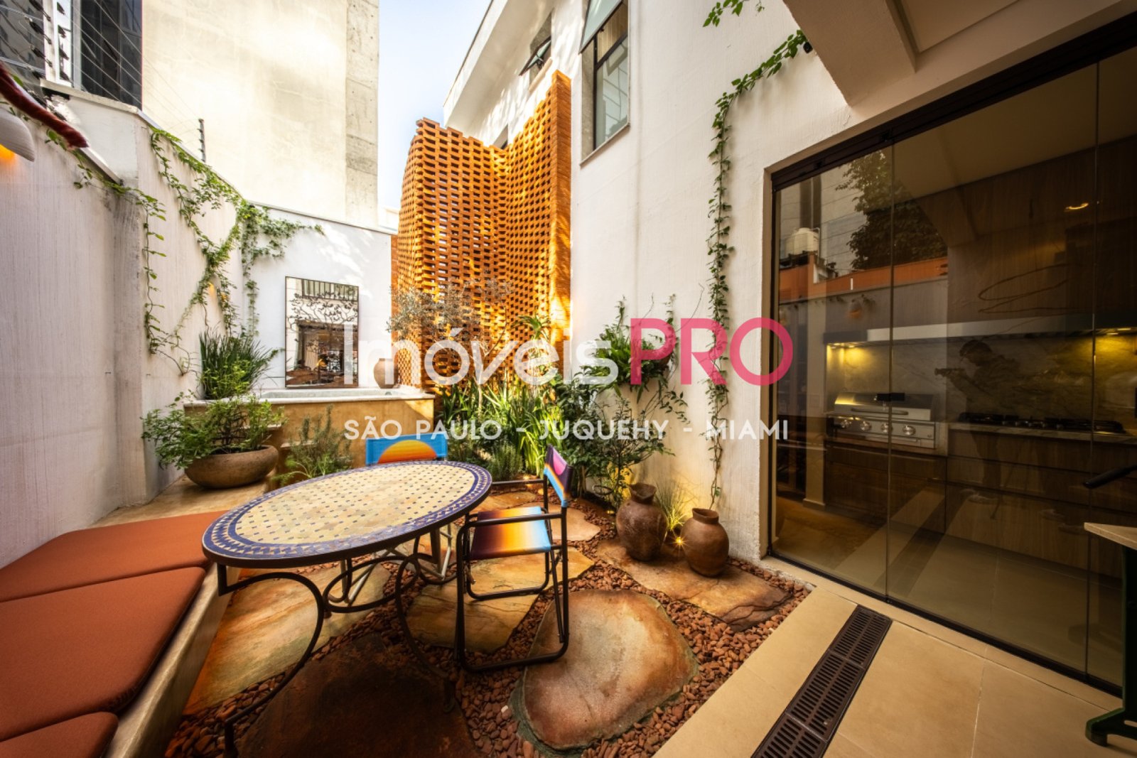Casa de Vila de 3 quartos, 300 m², à venda em Itaim Bibi — foto 2