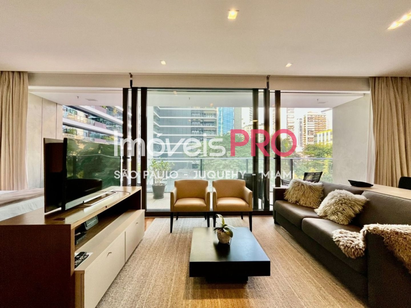 Apartamento de 1 quarto, 62 m², à venda em Vila Olímpia, R$ 2 mi — foto 1 de 32