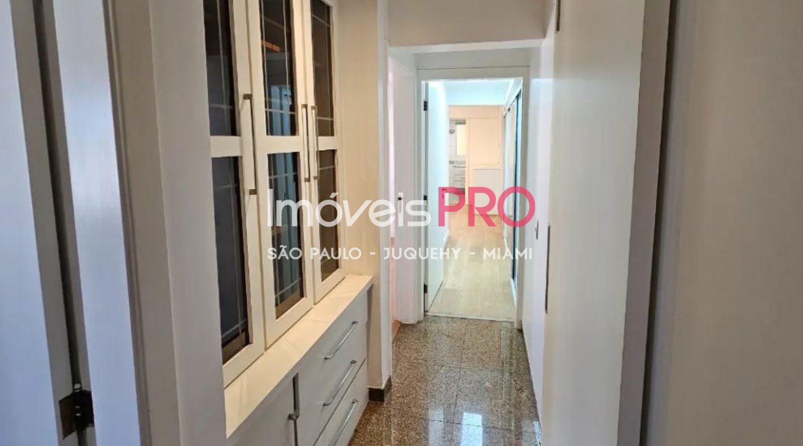 Apartamento de 3 quartos, 170 m², à venda em Moema, R$ 2,2 mi — foto 13 de 32