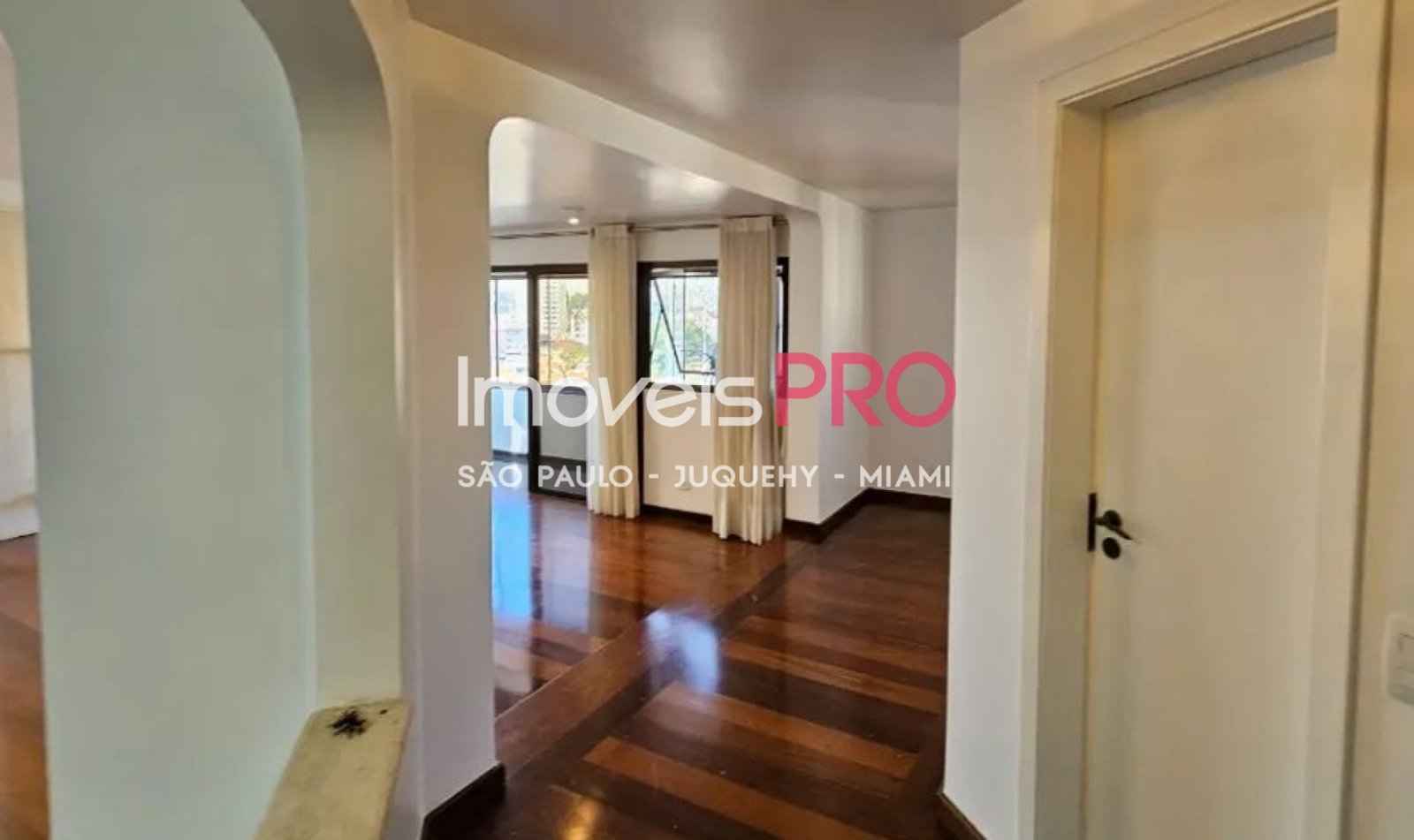 Apartamento de 3 quartos, 170 m², à venda em Moema, R$ 2,2 mi — foto 4 de 32