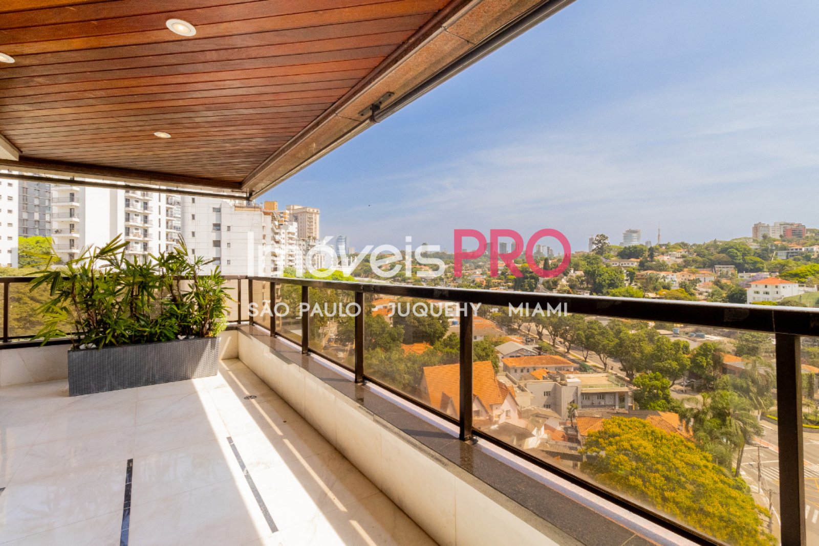 Apartamento de 4 quartos, 305 m², à venda em Santa Cecília — foto 2 de 36