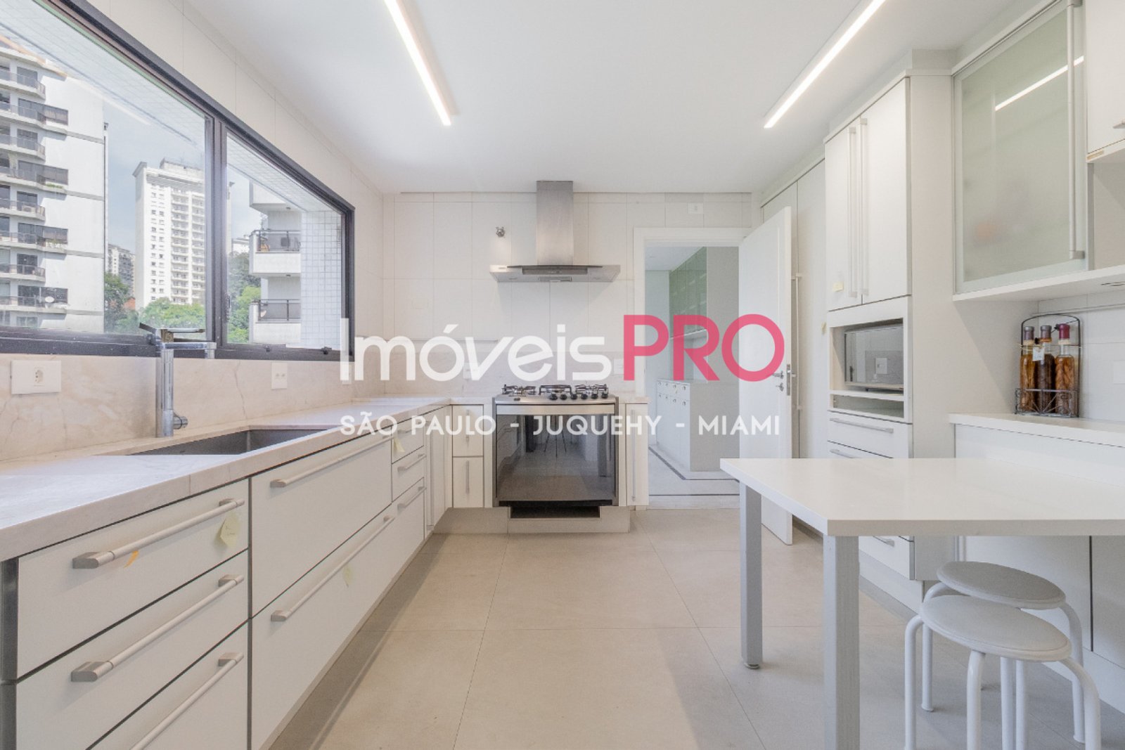 Apartamento de 4 quartos, 305 m², à venda em Santa Cecília — foto 25 de 36