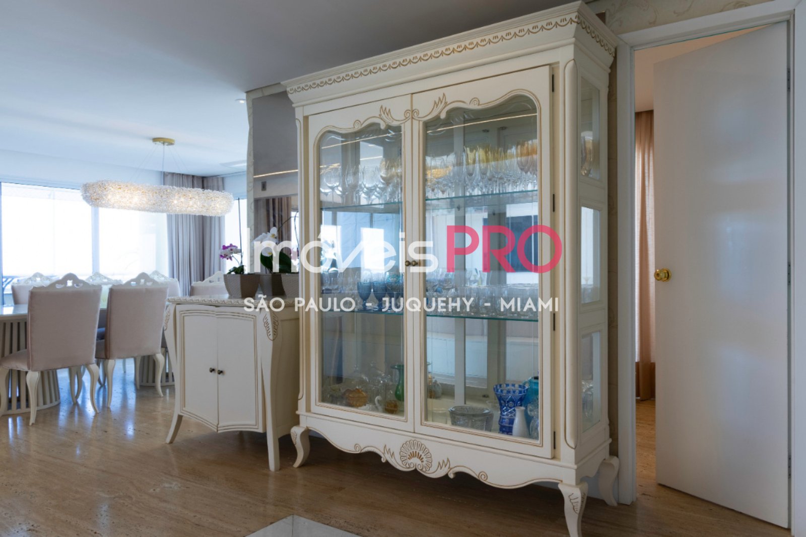Apartamento de 5 quartos, 336 m², à venda em Campo Belo — foto 2 de 59