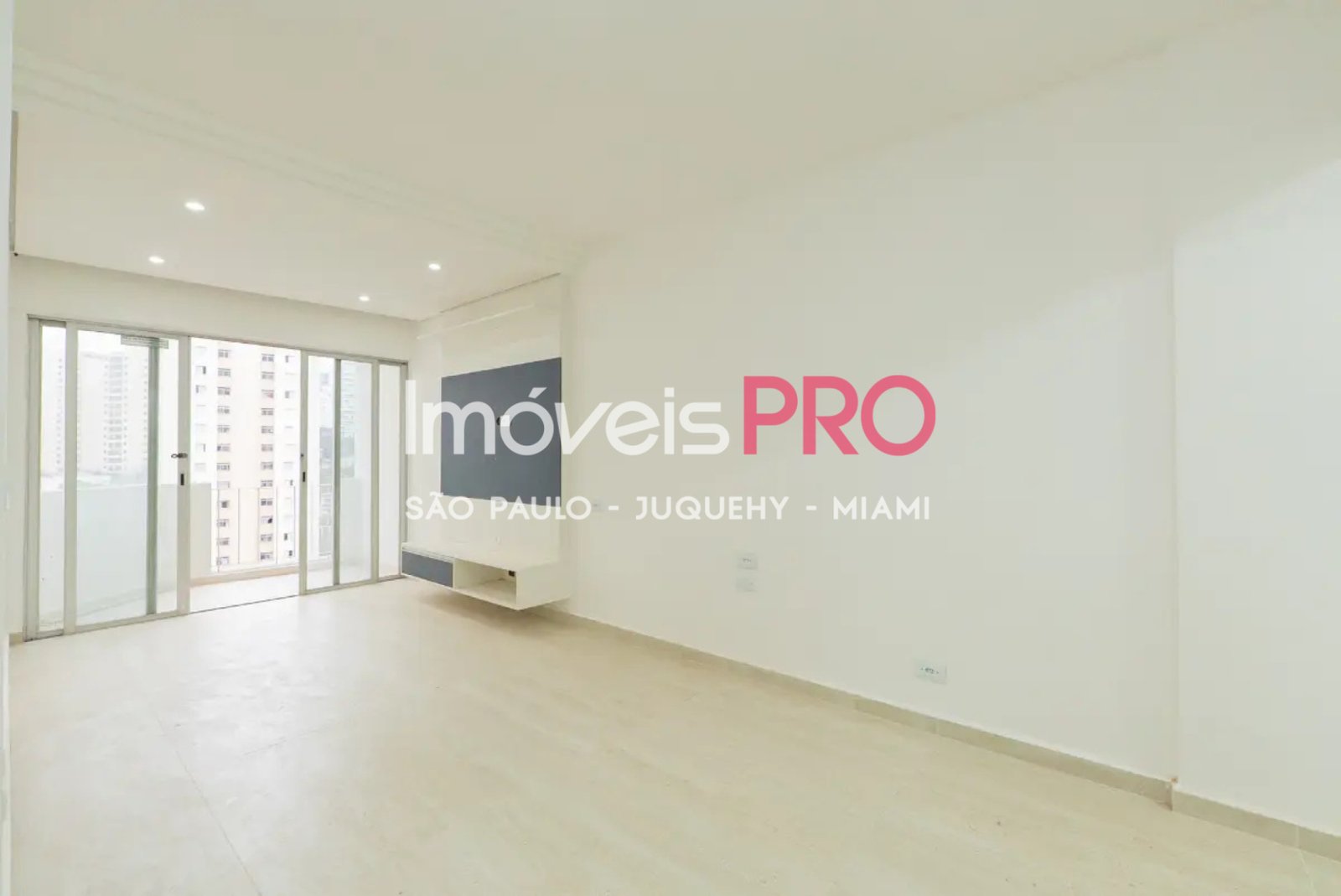 Apartamento de 2 quartos, 61 m², à venda em Chácara Inglesa — foto 2 de 42