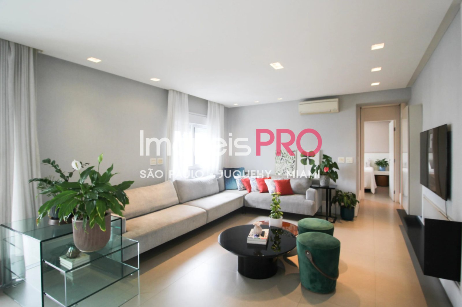Apartamento de 2 quartos, 120 m², para alugar em Vila Olímpia, R$ 14.000/mês — foto 1 de 25
