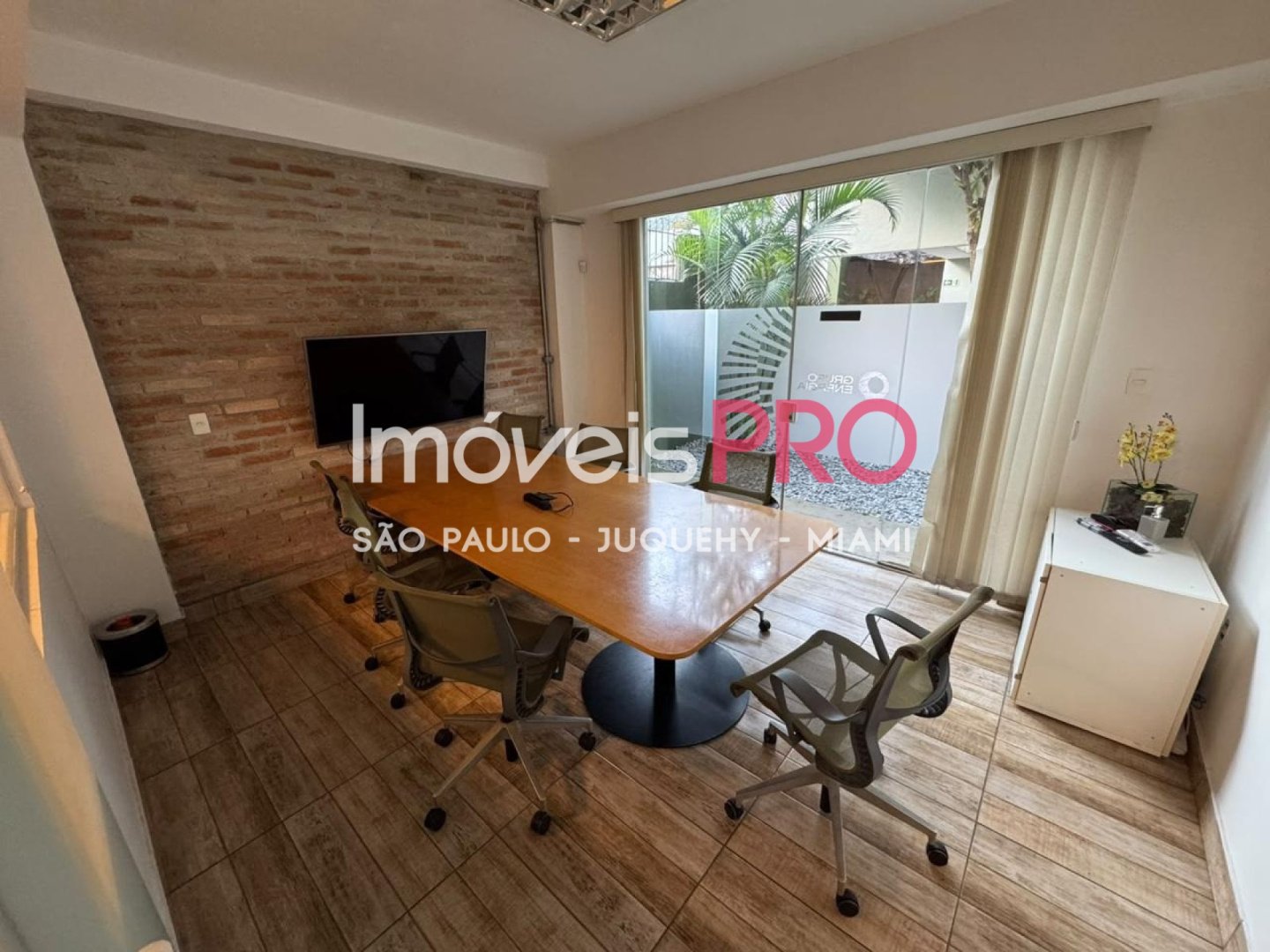Casa de 3 quartos, 220 m², para alugar em Jardim Paulistano — foto 9 de 12