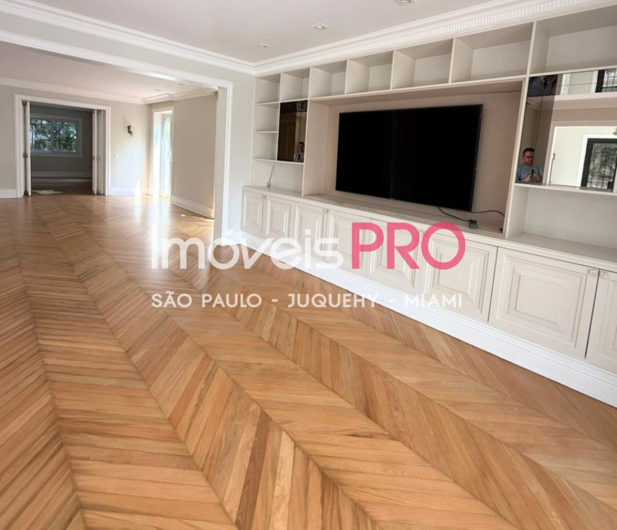 Casa de 4 quartos, 520 m², à venda em Pacaembu — foto 3 de 36