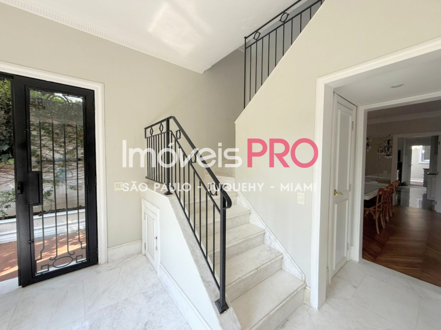 Casa de 4 quartos, 520 m², à venda em Pacaembu — foto 9 de 36