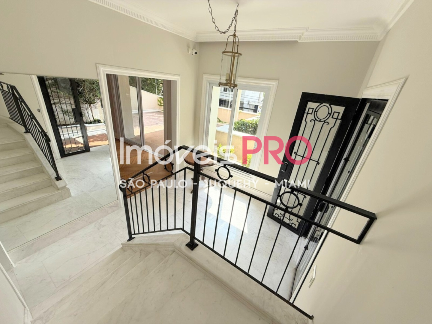Casa de 4 quartos, 520 m², à venda em Pacaembu — foto 10 de 36