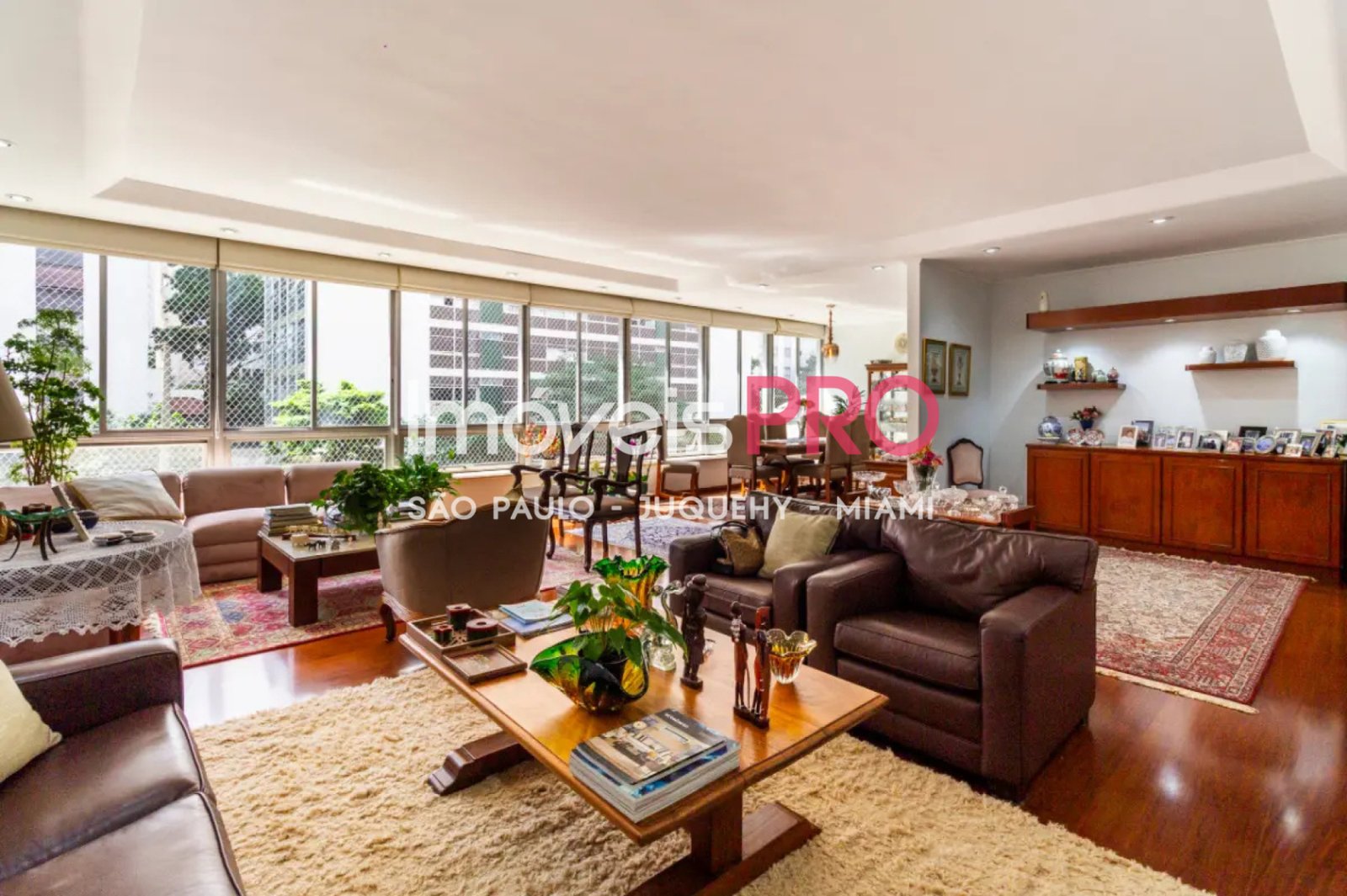 Apartamento de 4 quartos, 277 m², à venda em Santa Cecília — foto 2 de 29