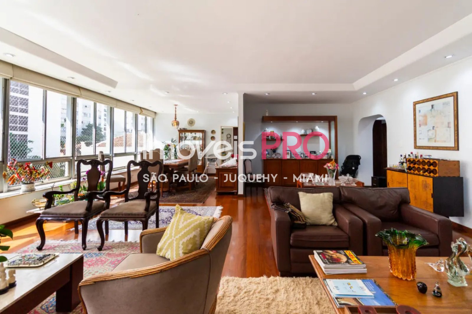 Apartamento de 4 quartos, 277 m², à venda em Santa Cecília — foto 4 de 29