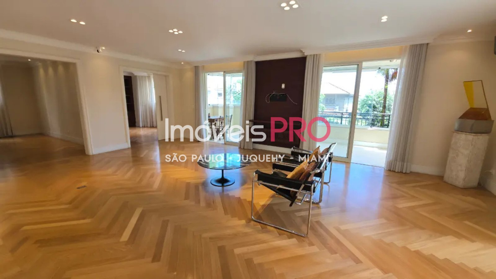 Apartamento de 4 quartos, 292 m², à venda em Higienópolis — foto 2 de 31